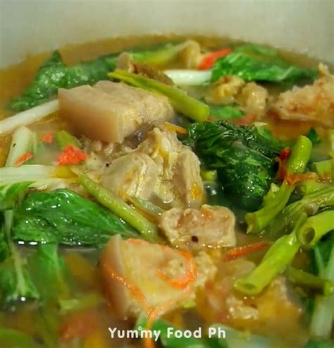 Kinamatisang Baboy » Yummy Food Ph.
